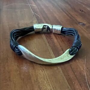 UNO de 50 Silver Clasp Leather Bracelet